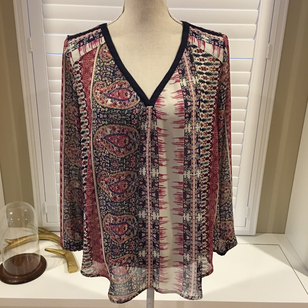 Lucky Brand sheer v-neck peasant top Size L